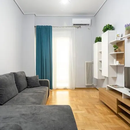 Chic & Minimal Apt. 5 Min From Metro * Athens