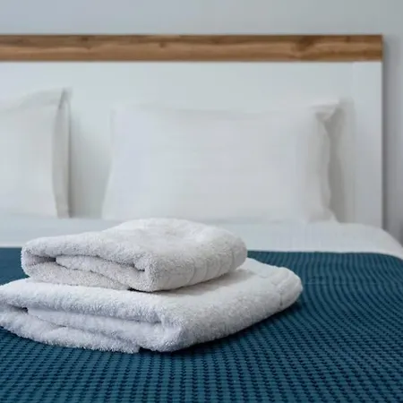 Apartment Chic & Minimal Apt. 5 Min From Metro *